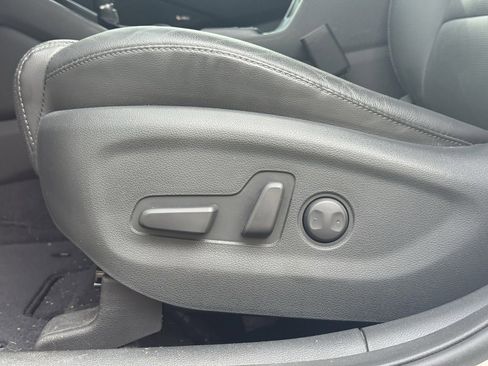 Used 2020 Hyundai Tucson Limited image 12