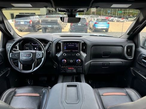 Used 2020 GMC Sierra 1500 AT4 w/ AT4 Premium Package AWD/4WD image 9