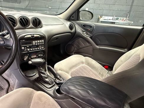 Used 2003 Pontiac Grand Am GT w/ SC/T Appearance Package FWD image 11