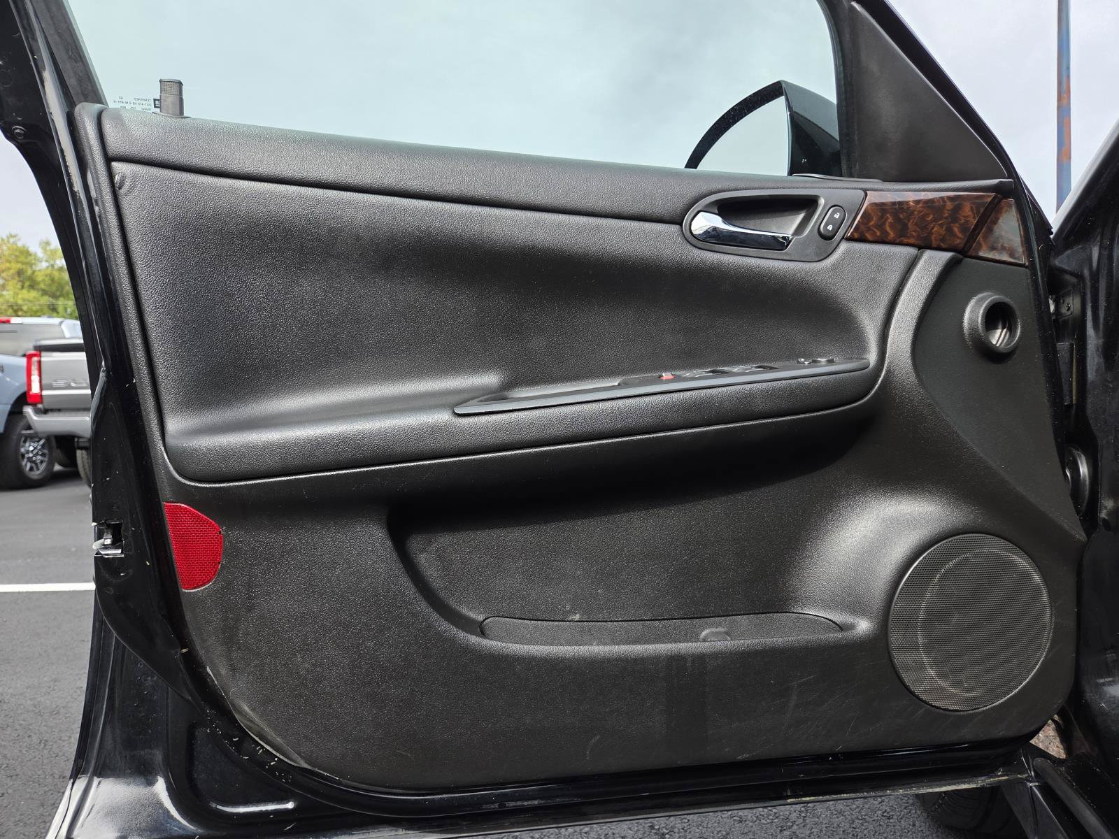 Used 2013 Chevrolet Impala LT FWD image 12