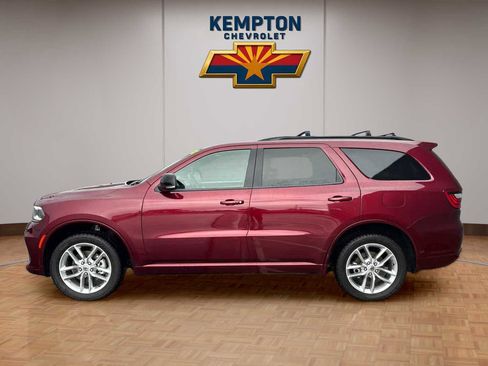 Used 2023 Dodge Durango GT image 3