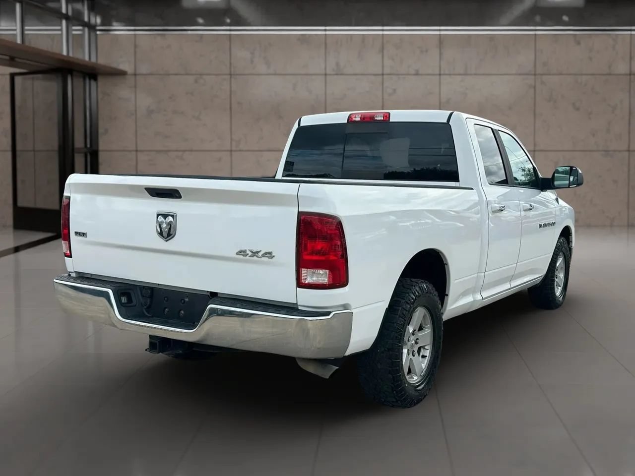 Used 2012 RAM 1500 Classic SLT w/ Protection Group AWD/4WD image 2