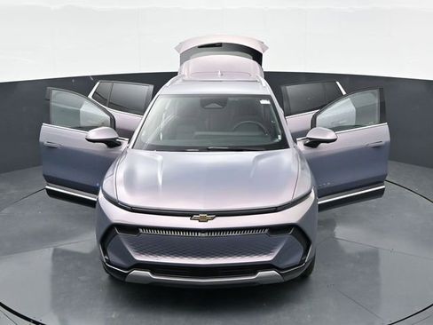 Used 2025 Chevrolet Equinox EV LT w/ Convenience Package FWD image 42