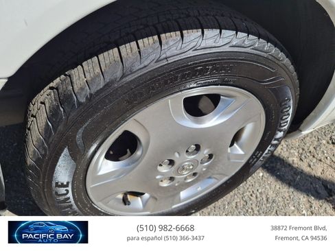 Used 2004 Toyota Avalon XLS FWD image 25