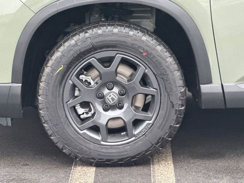 New 2026 Honda Pilot TrailSport image 35