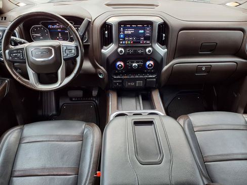 Used 2022 GMC Sierra 1500 Denali w/ Driver Alert Package II AWD/4WD image 5