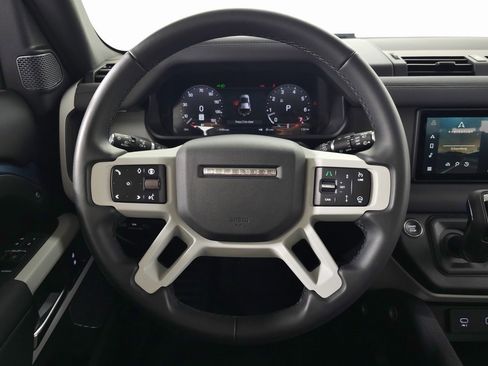 Used 2024 Land Rover Defender 110 S image 18