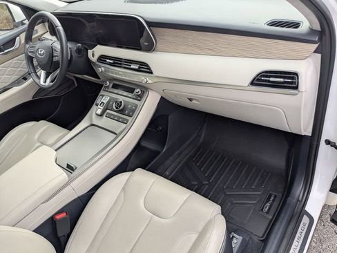 Used 2022 Hyundai Palisade Calligraphy image 25