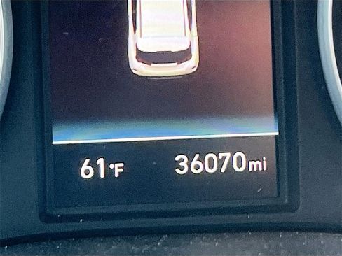 Used 2020 Hyundai Veloster N w/ Performance Package image 12