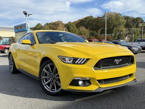 Used 2015 Ford Mustang GT Premium image 1