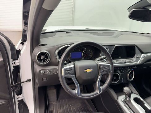 Certified 2022 Chevrolet Blazer LT w/ Midnight/Sport Edition image 4