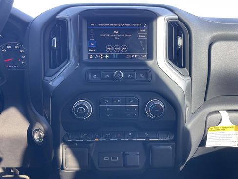 Used 2024 Chevrolet Silverado 1500 Custom Trail Boss w/ Turbomax Blackout Package image 15