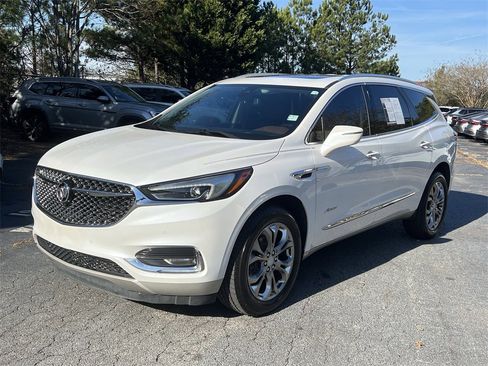 Used 2019 Buick Enclave Avenir w/ Avenir Technology Package image 3