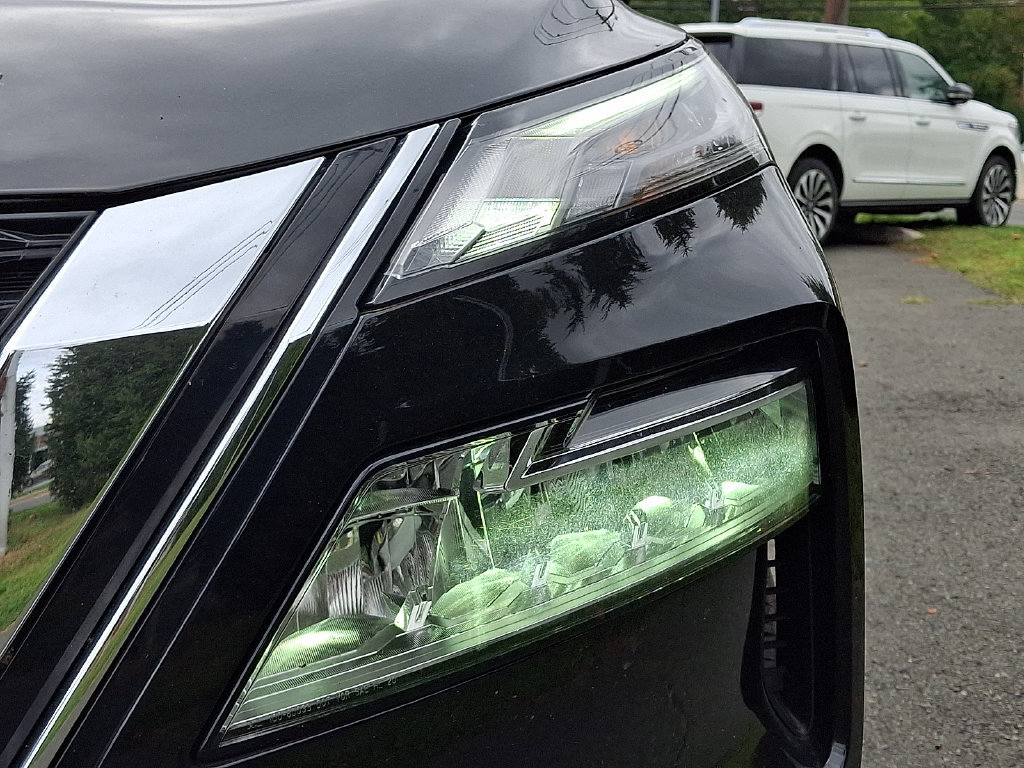 Used 2023 Nissan Rogue SL AWD/4WD image 13