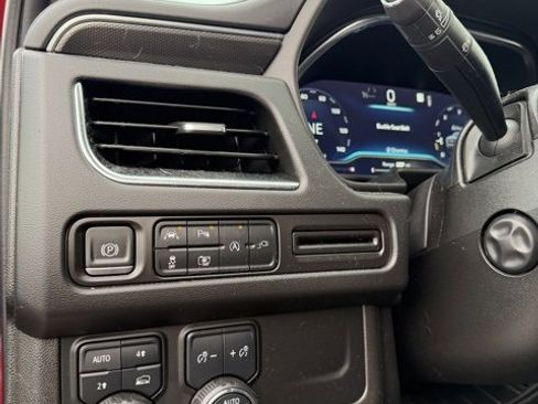 Used 2022 Chevrolet Tahoe RST w/ Luxury Package image 12