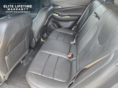 Used 2023 Buick Encore GX Essence w/ Experience Buick Package FWD image 27