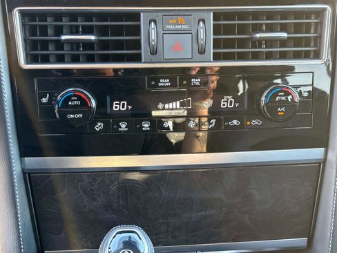 Used 2024 INFINITI QX80 Luxe image 27