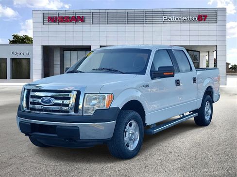 Used 2014 Ford F150 XLT w/ XLT Convenience Package image 3