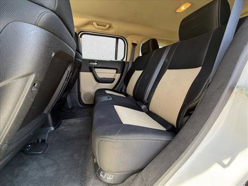 Used 2007 HUMMER H3 AWD/4WD image 19