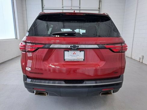 Used 2022 Chevrolet Traverse Premier w/ Redline Edition AWD/4WD image 5