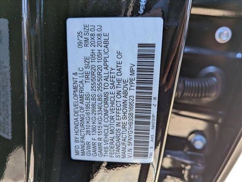 New 2025 Honda Pilot Black Edition image 17