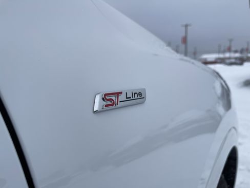 Used 2023 Ford Escape ST-Line image 24