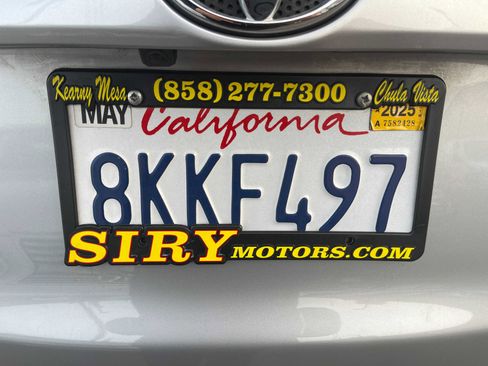 Used 2018 Toyota RAV4 XLE image 24