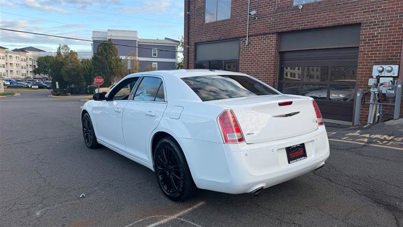 Used 2014 Chrysler 300 S w/ Luxury Group AWD/4WD image 15