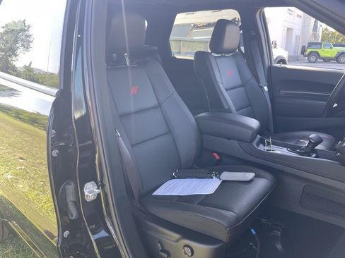 Used 2025 Dodge Durango R/T image 42