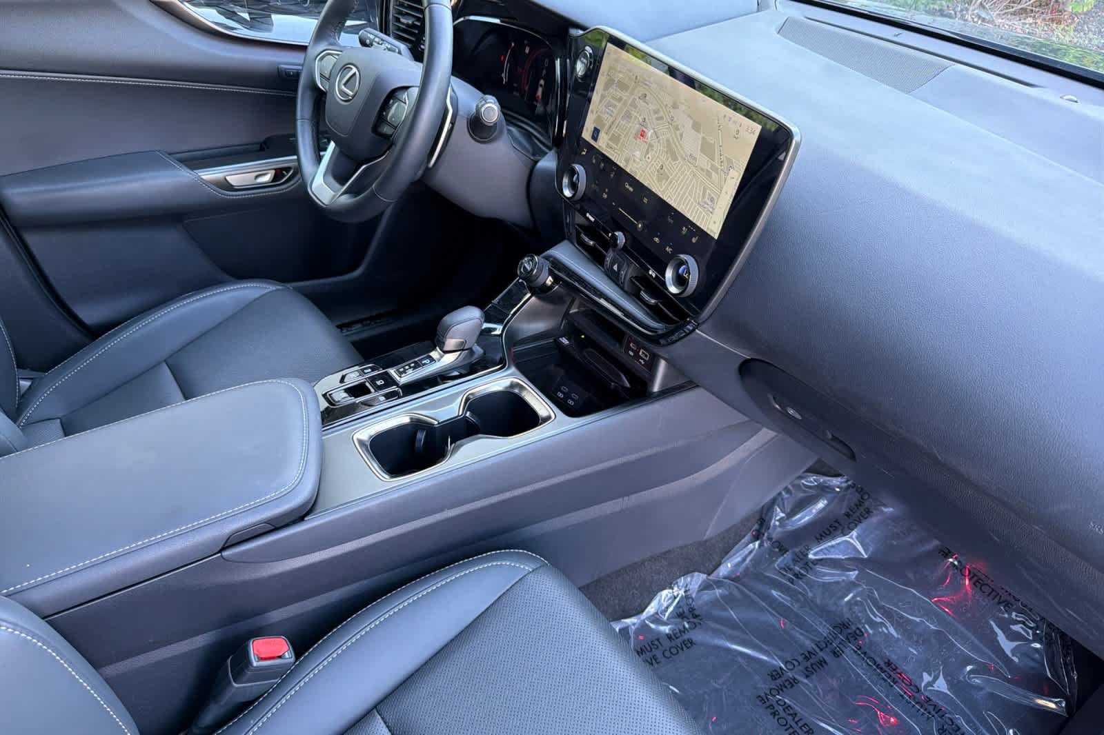 Certified 2026 Lexus NX 350h AWD w/ Accessory Package (2T) image 17