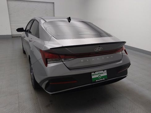 Used 2025 Hyundai Elantra Sport FWD image 6