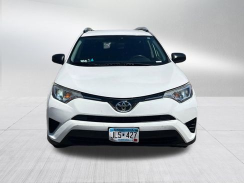 Used 2016 Toyota RAV4 LE AWD/4WD image 2