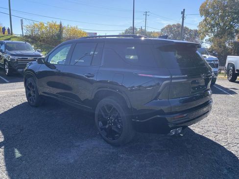 New 2026 Chevrolet Traverse RS w/ LPO, Floor Liner Package image 4