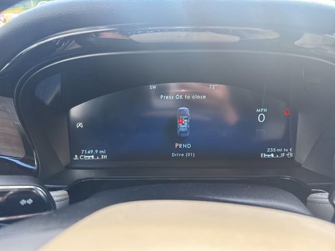 Used 2025 Lincoln Corsair Reserve w/ Jet Appearance Package image 13