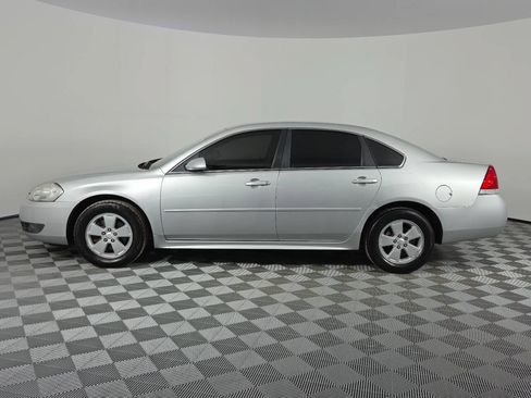 Used 2011 Chevrolet Impala LT FWD image 4