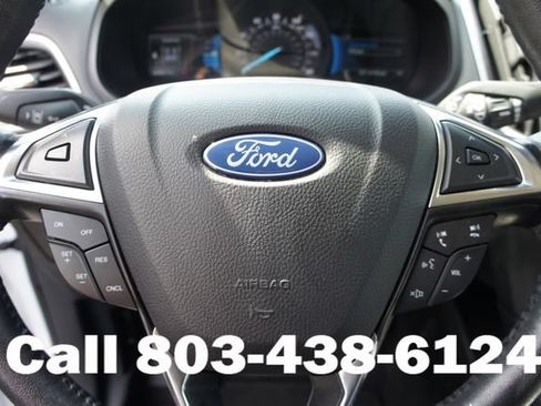 Used 2024 Ford Edge SEL AWD/4WD image 6