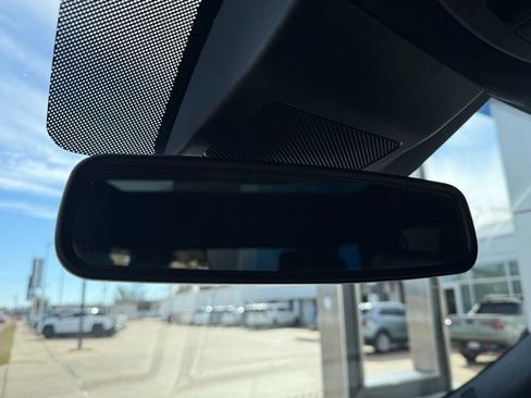 Used 2021 Ford Expedition Limited image 25