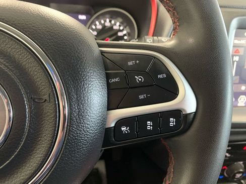 Used 2021 Jeep Compass Trailhawk AWD/4WD image 32