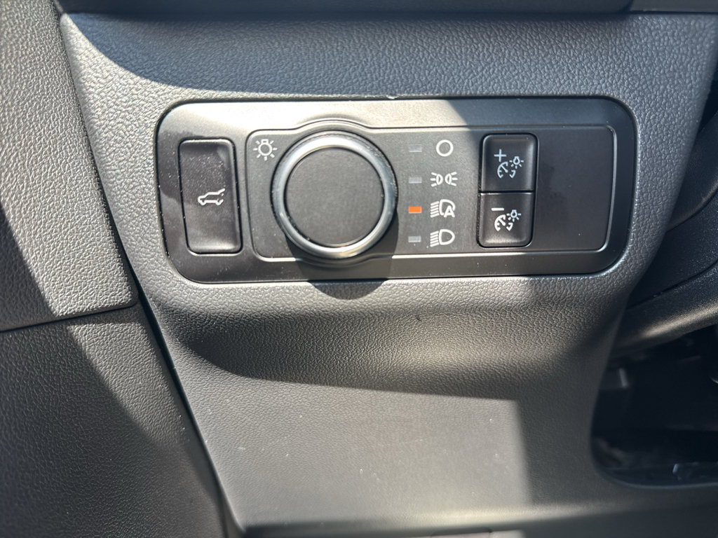 Used 2025 Ford Escape ST-Line w/ Tech Pack #1 AWD/4WD image 11