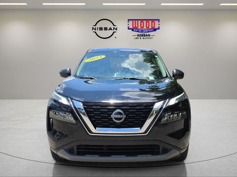 Used 2023 Nissan Rogue S AWD/4WD image 6
