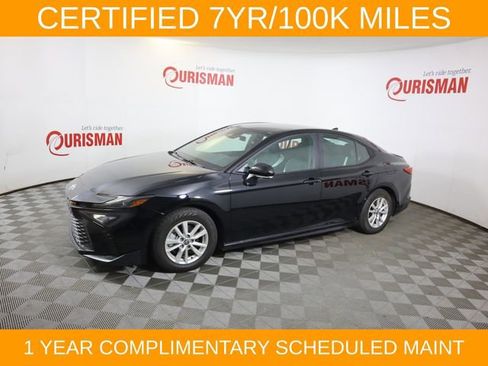 Used 2025 Toyota Camry SE FWD image 5