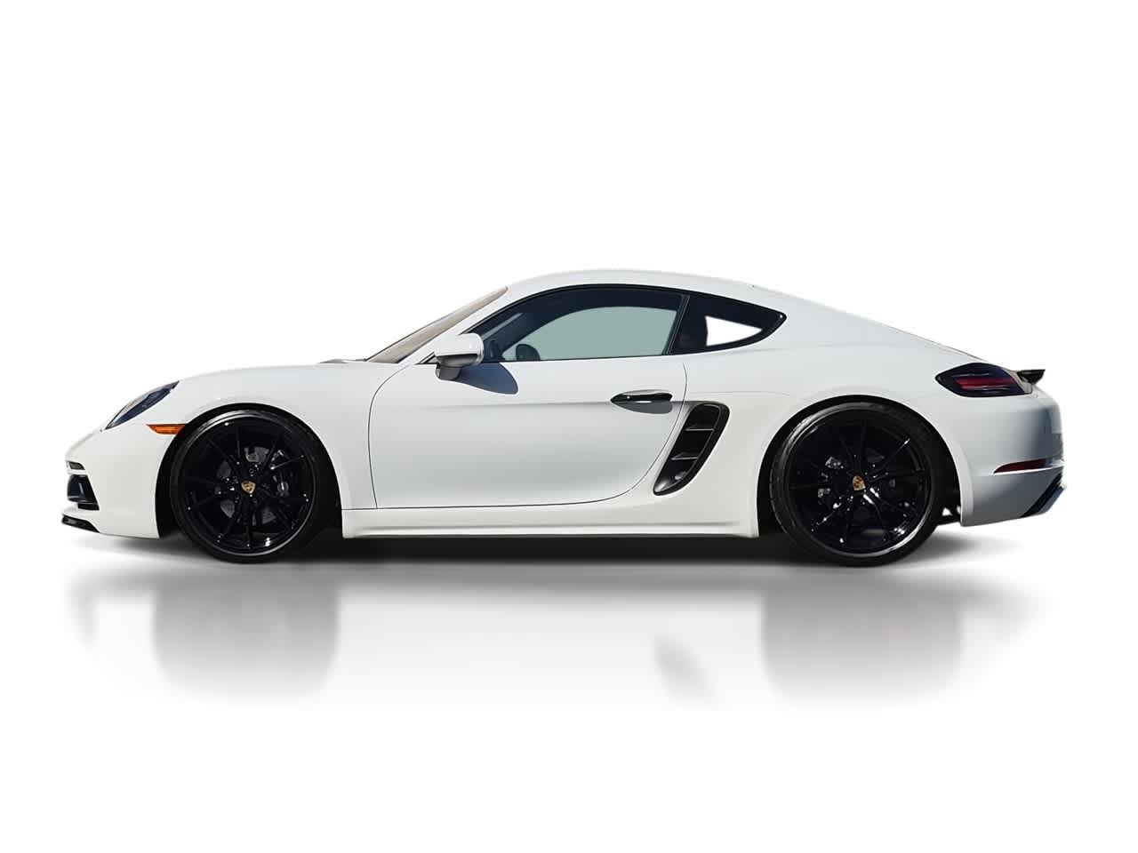 Used 2025 Porsche 718 Cayman RWD image 5