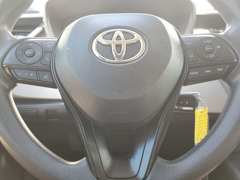 Certified 2021 Toyota Corolla LE image 23