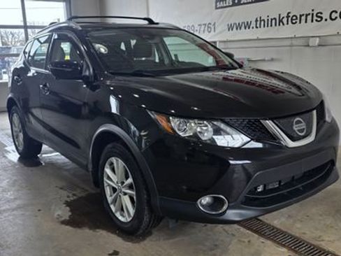 Used 2019 Nissan Rogue Sport SV w/ Technology Package image 9