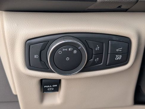 Certified 2019 Lincoln Nautilus Reserve image 26