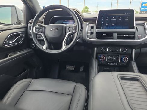 Used 2023 Chevrolet Tahoe Z71 w/ Luxury Package AWD/4WD image 14