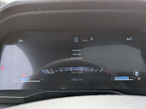 Certified 2024 Jeep Grand Cherokee L Limited w/ Luxury Tech Group II image 17