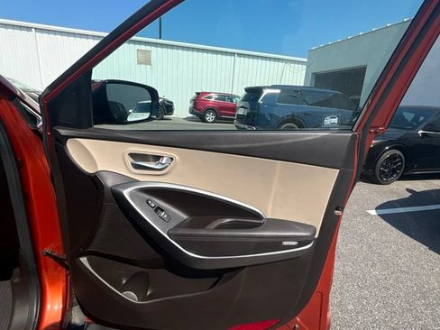 Used 2017 Hyundai Santa Fe Sport FWD image 21