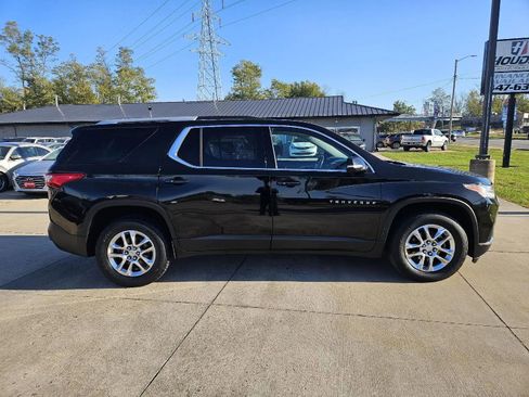 Used 2018 Chevrolet Traverse LT AWD/4WD image 4