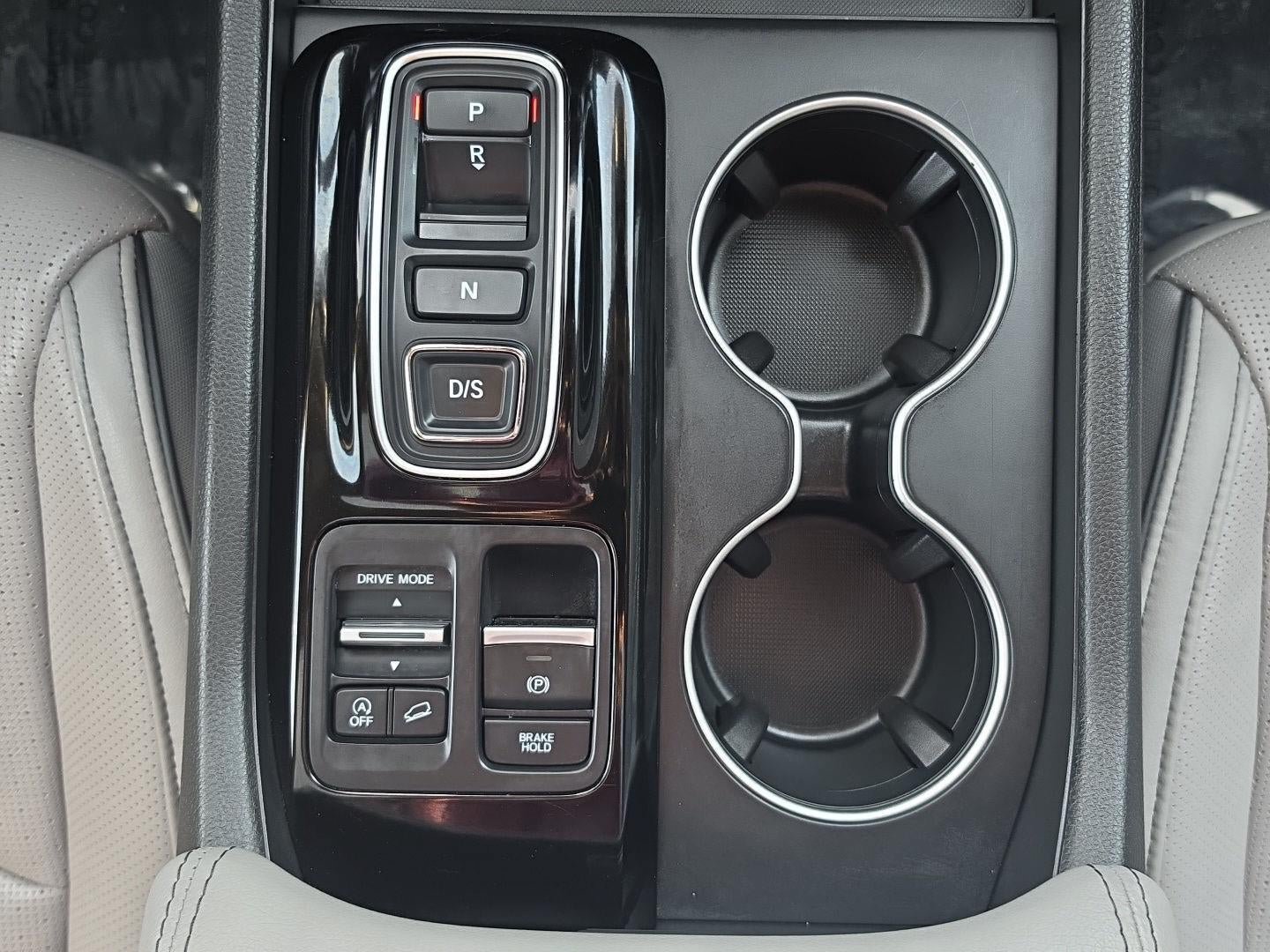 Used 2024 Honda Pilot Elite image 28